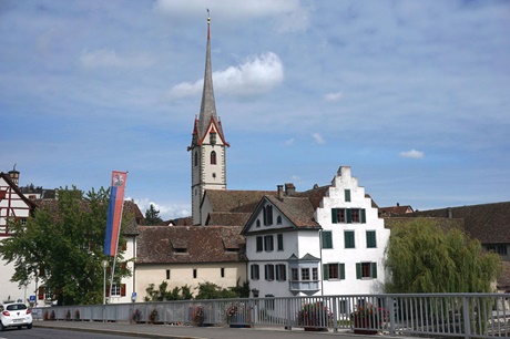 Das imposante Kloster St. Georgen in Stein am Rhein, dessen Kirche heute protestantisch ist.