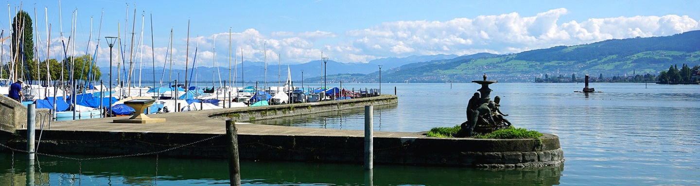 Der Hafen von Arbon mit dem Nymphenbrunnen.