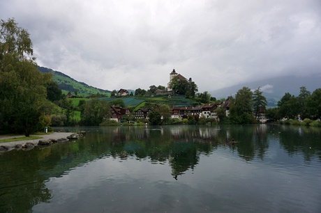 Schöner Blick auf Werdenberg und den Werdenbergersee.