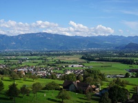 Herrlicher Blick ins wunderschöne Rheintal zwischen Altstätten und Heiden.